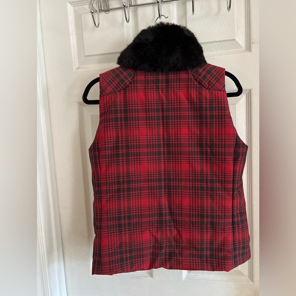 Lauren Ralph Lauren Plaid Down Puffer Vest Red Black faux Fur Collar Size Small - Picture 3 of 5